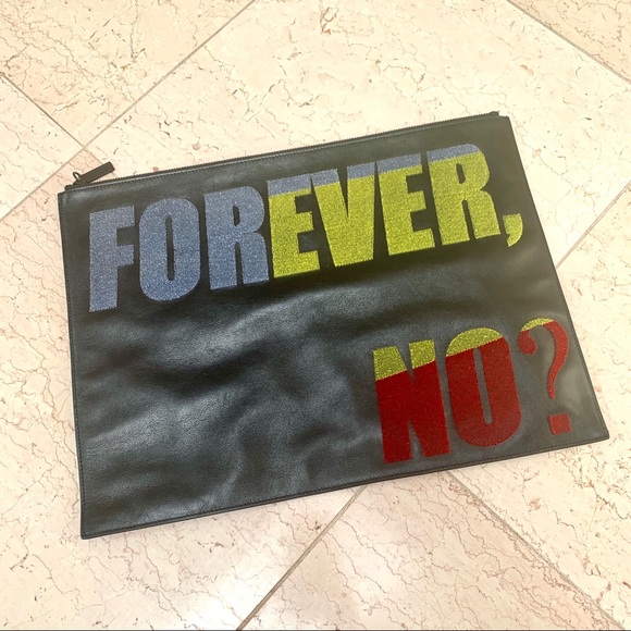 Kenzo Forever No? Oversized Black Textured Clutch - Picture 6 of 8